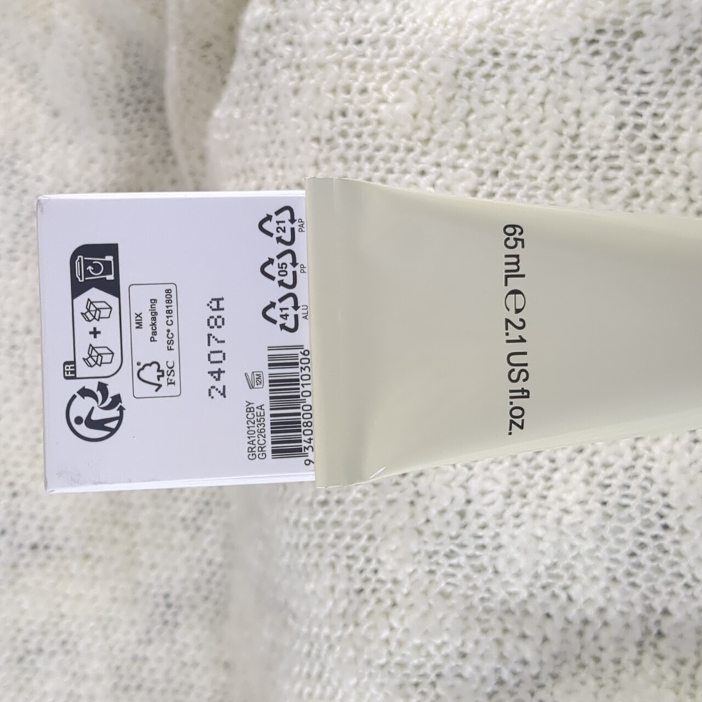 Grown Alchemist Hydra-Restore Day Cream, 65ml/2.1fl oz - Picture 9 of 12